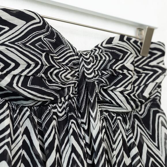 EXPRESS Strapless Babydoll Silk Chiffon Mini Dress Sweatheart Geometric Y2K Sz 2 - Picture 3 of 7